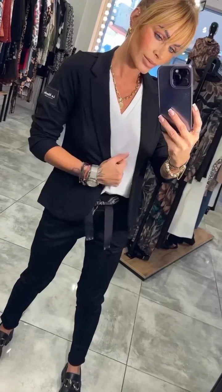 Janet - Elegantiškas Komplektas