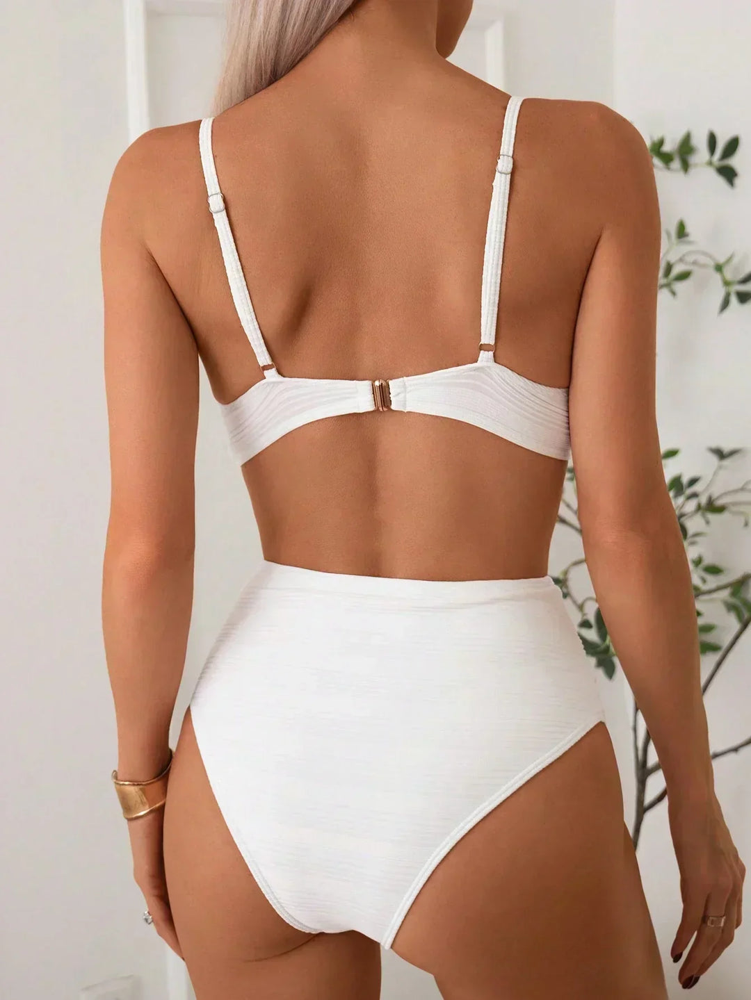 Sienna - Aukšto palaikymo kryžminė viršutinė dalis, aukšto liemens bikini