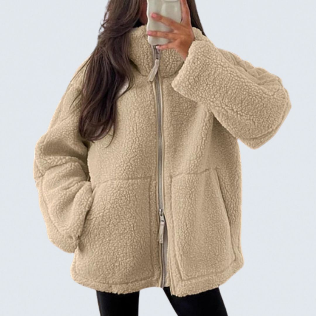 Denise - Minkštas Teddy Paltas