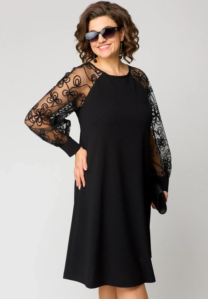 Natalie - Elegantiška Nėriniuota Suknelė