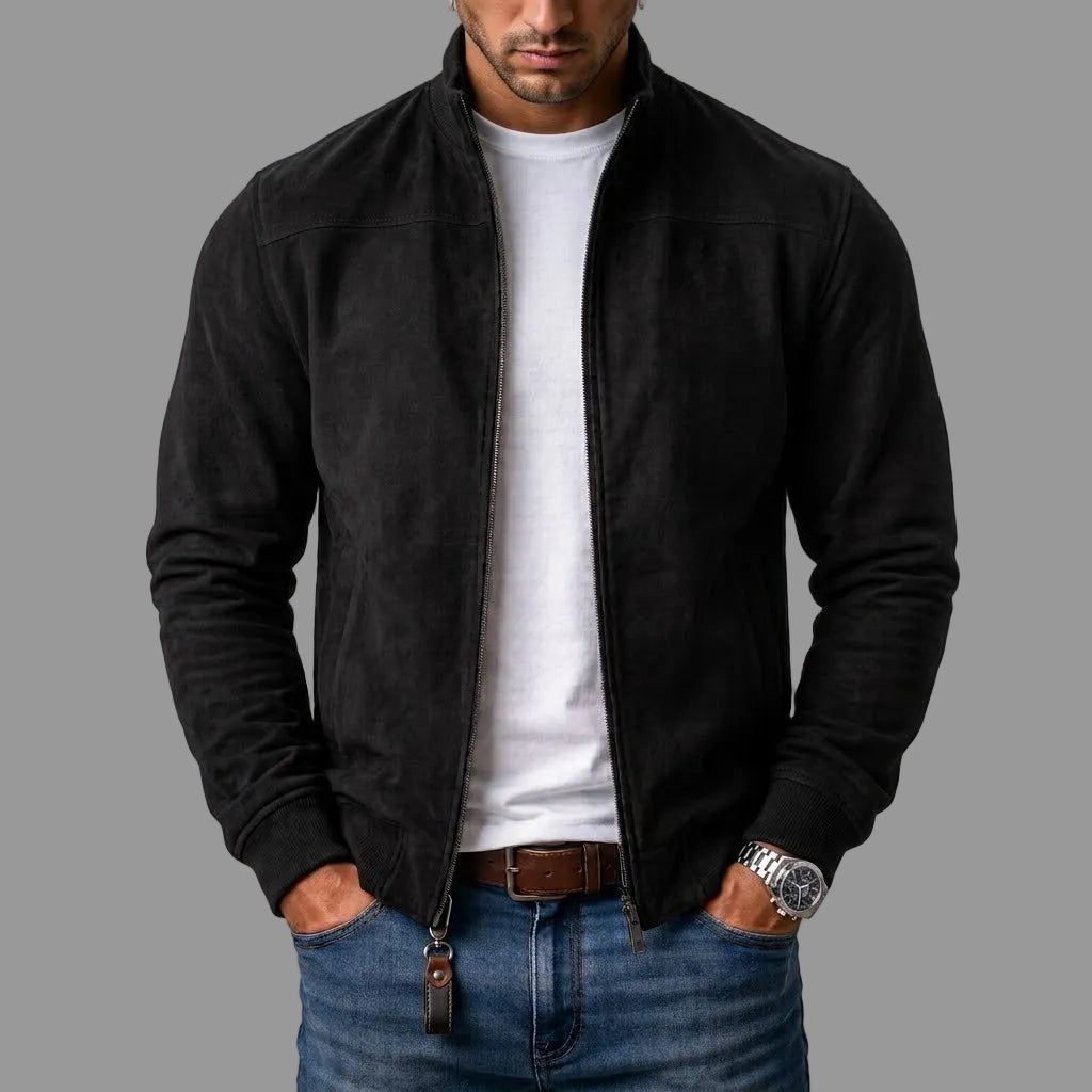 Varel | Suede bomber striukė