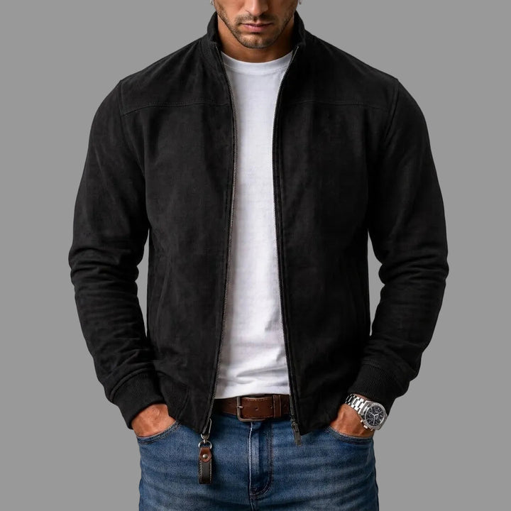 Varel | Suede bomber striukė
