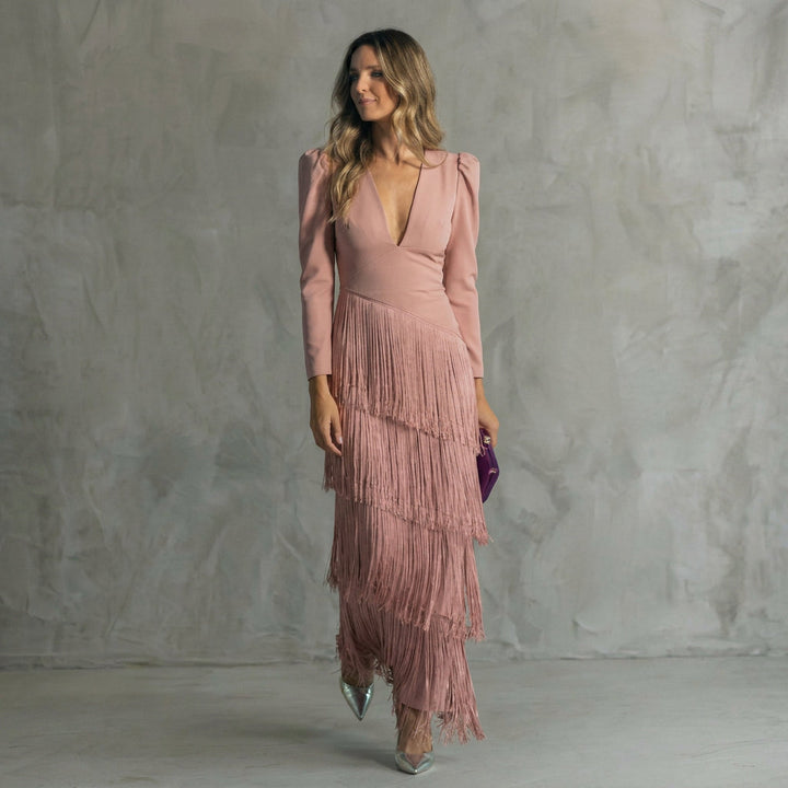 Monika - Ilga Fringed Suknelė su V-Kaklu