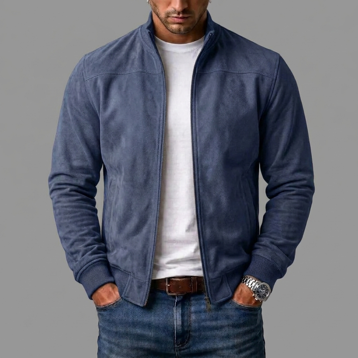 Varel | Suede bomber striukė